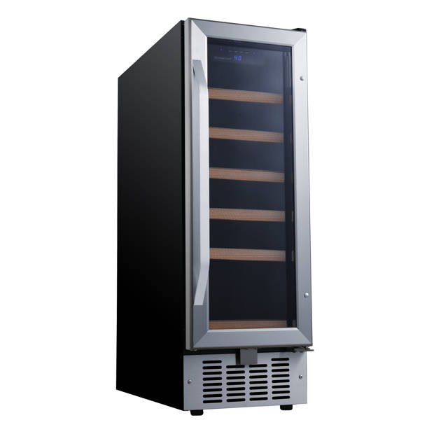 EdgeStar 24.25'' 18 Bottle Single Zone BuiltIn Wine Refrigerator